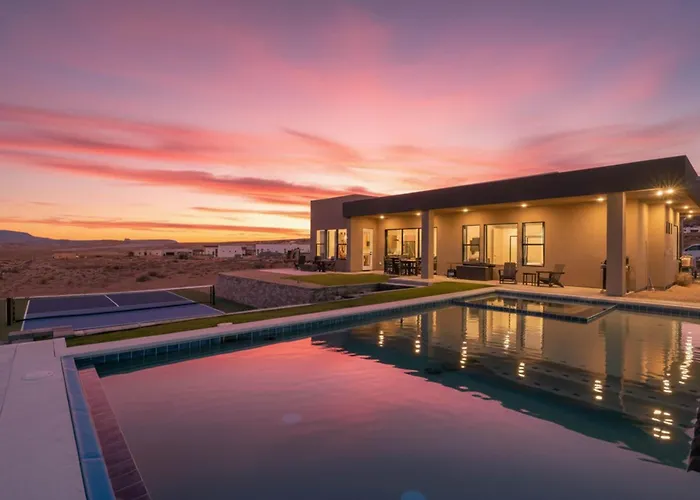 The Clubhouse- Pool Pickleball Views Luxe Villa